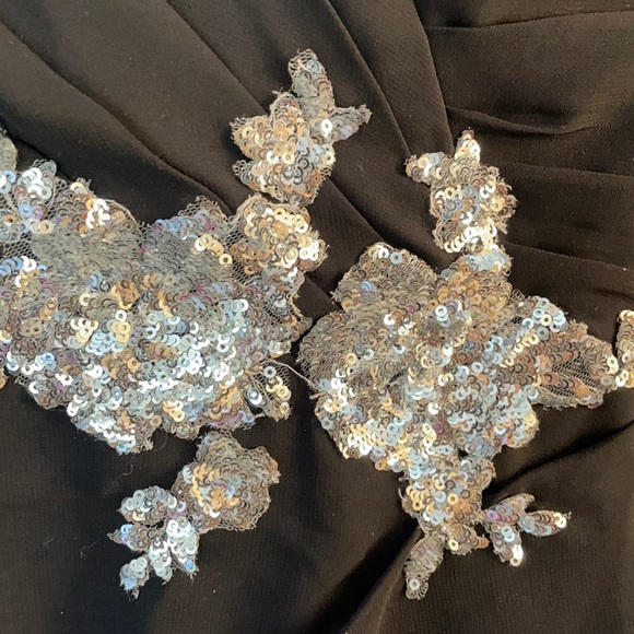 Dress - Picture 3 of 7